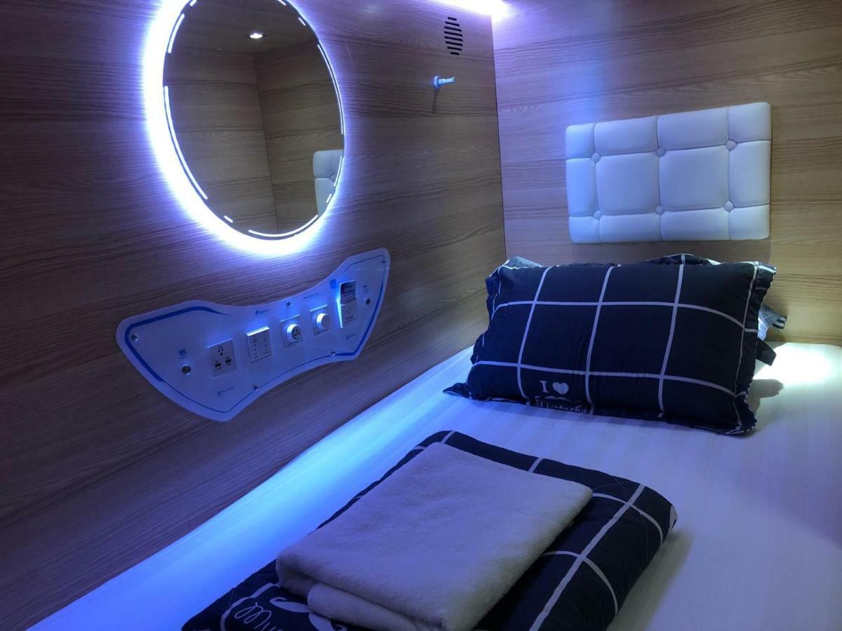 Хостел Capsulepod@Aljunied Сінгапур Екстер'єр фото