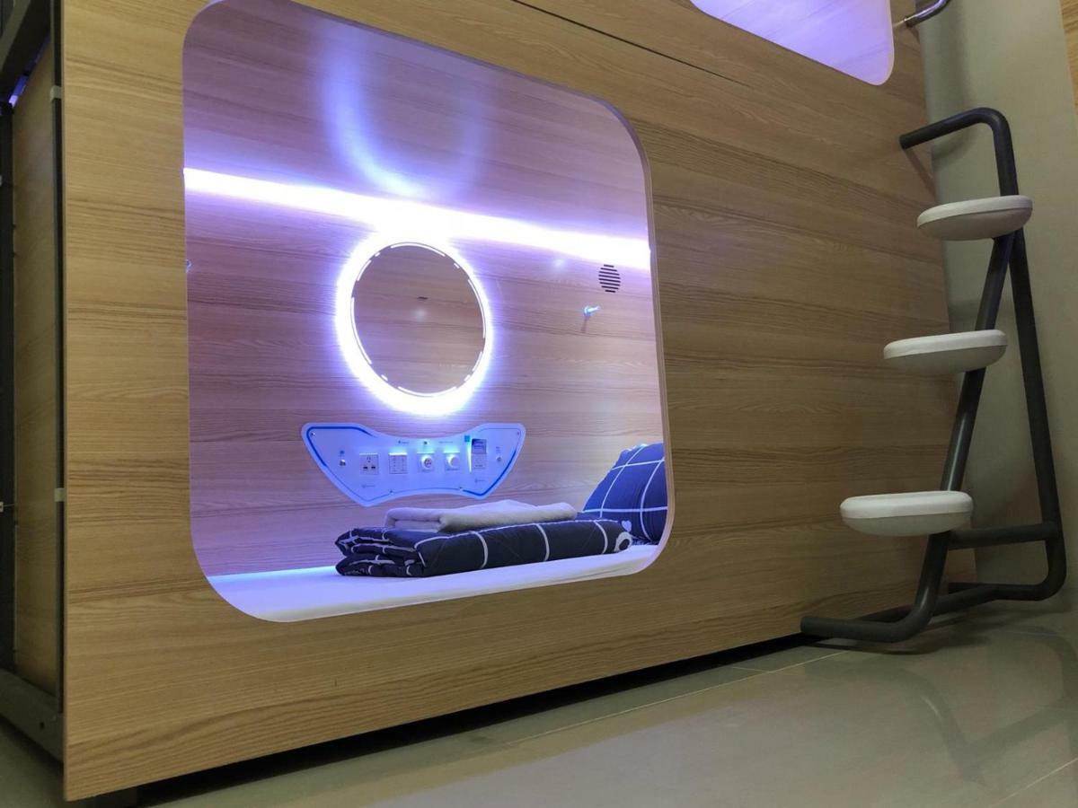 Хостел Capsulepod@Aljunied Сінгапур Екстер'єр фото